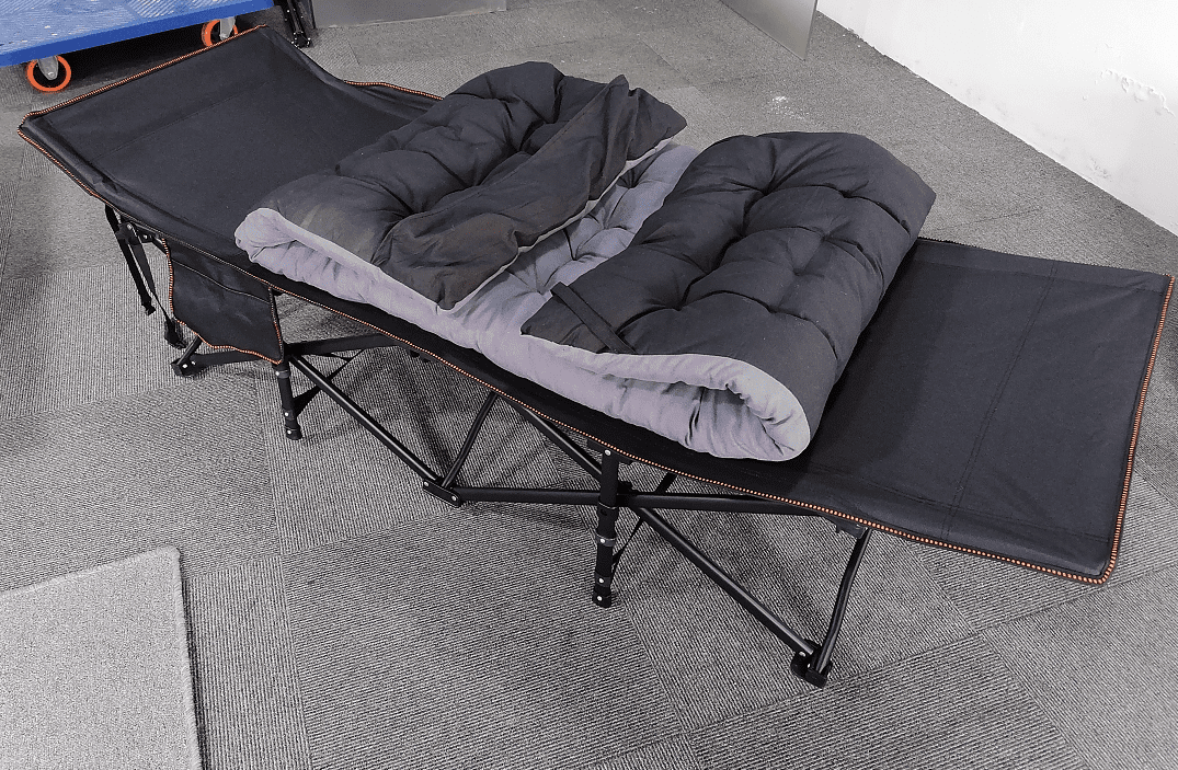 Details about   28" Extra Wide Folding Camping Bed 