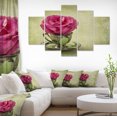 thumbnail image 1 of Design Art - Rose Rouge dans une Tasse et Soucoupe, 1 of 3