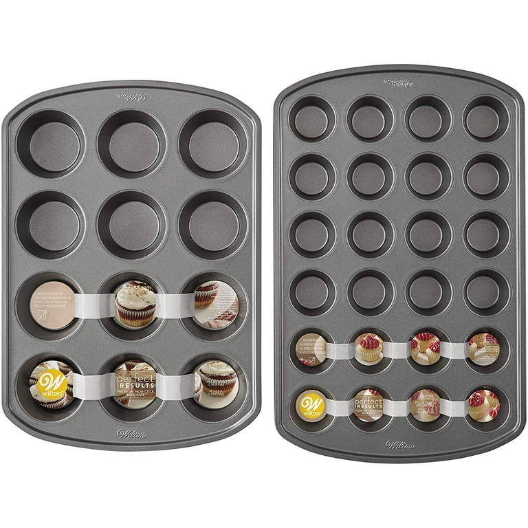 Wilton 191002980 Perfect Results 6 Cup 3.2 oz. Non-Stick Steel Muffin /  Cupcake Pan - 7 5/16 x 11 15/16
