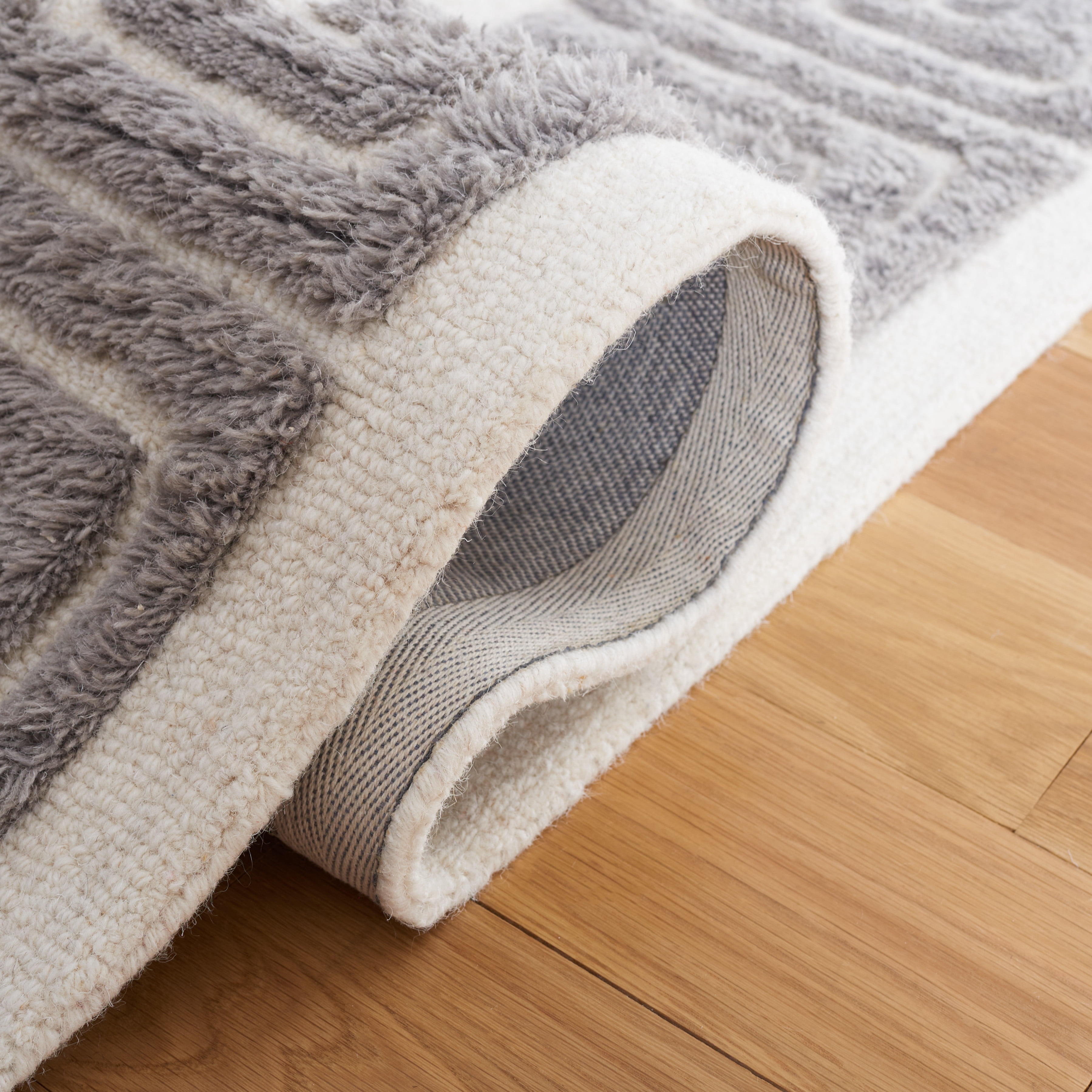 SAFAVIEH Metro Ethelred Bordered Area Rug, Ivory/Grey, 8' x 10'