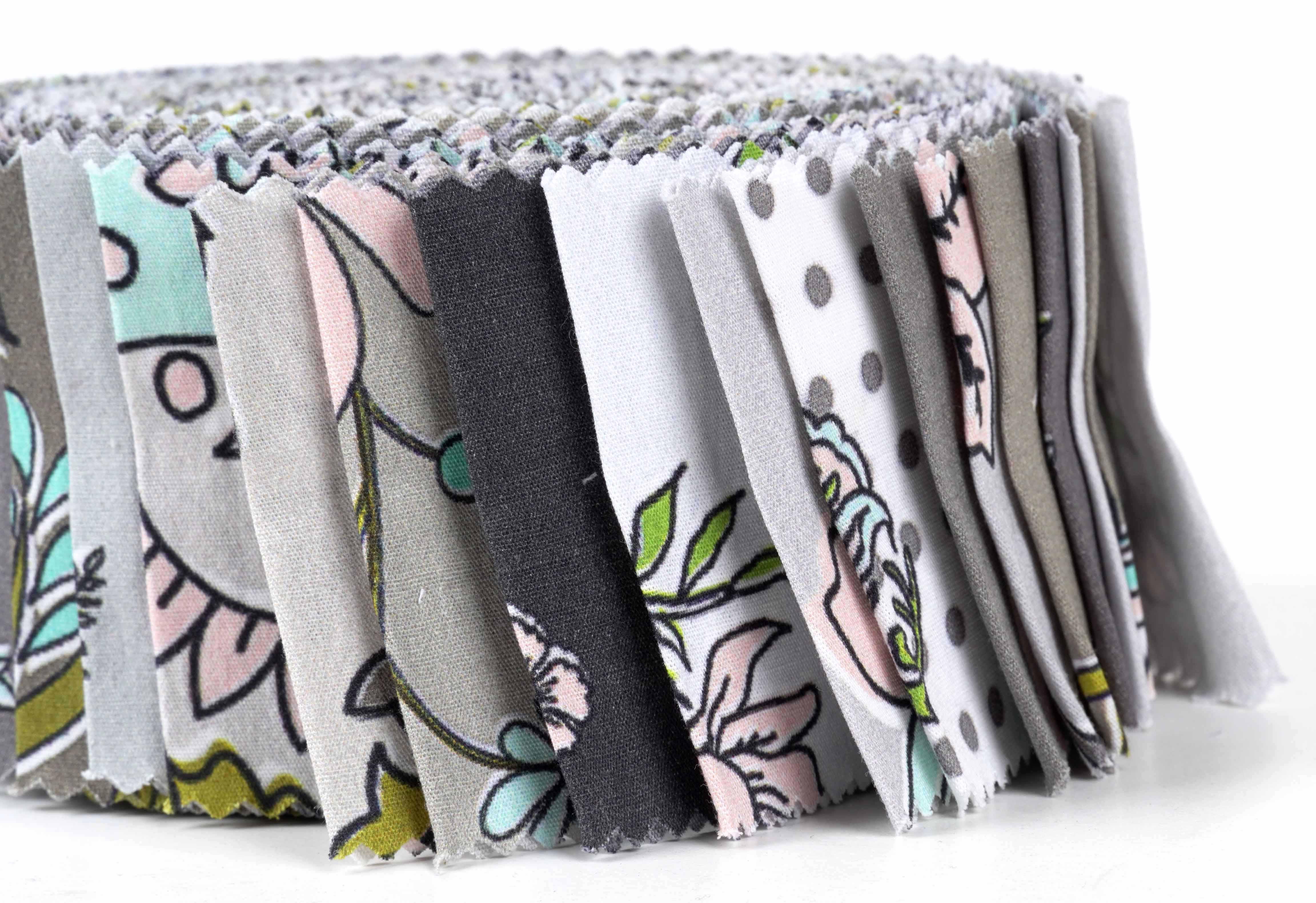 Soimoi 40Pcs Block Print Cotton Precut Fabrics For Quilting Craft Strips 2.5x42inches Jelly Roll - Black