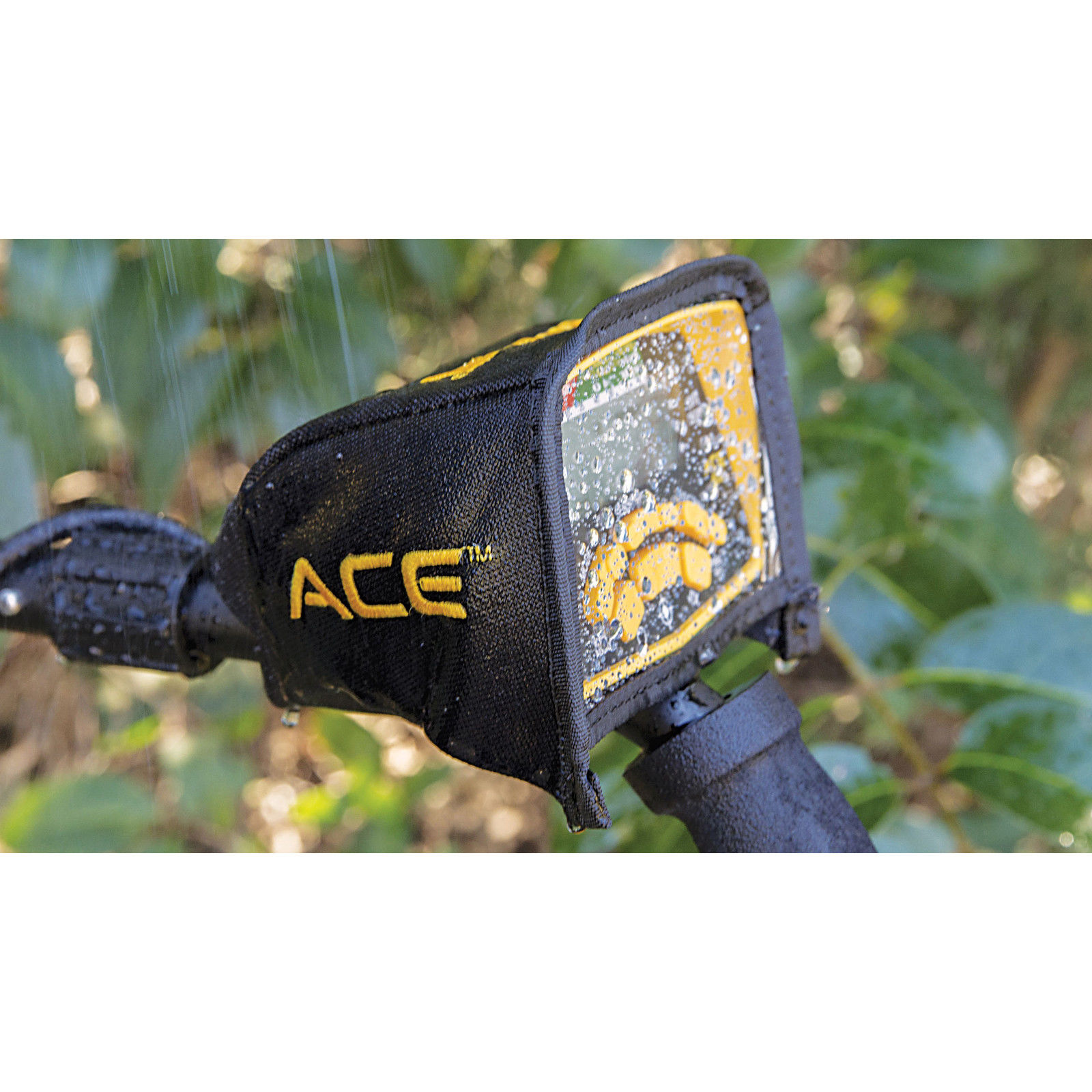 Garrett ACE 300 Metal Detector Bundle – With Pinpointer, Bag, Book, And Box