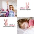 thumbnail image 3 of Despertador para niños con luz nocturna para niños pequeños, 5 tonos de llamada, control táctil y repetición de alarma con batería recargable de 2000 mAh Entrenador de sueño para niños para dormitorio de niños y niñas oso de fresa Electrónica, 3 of 5