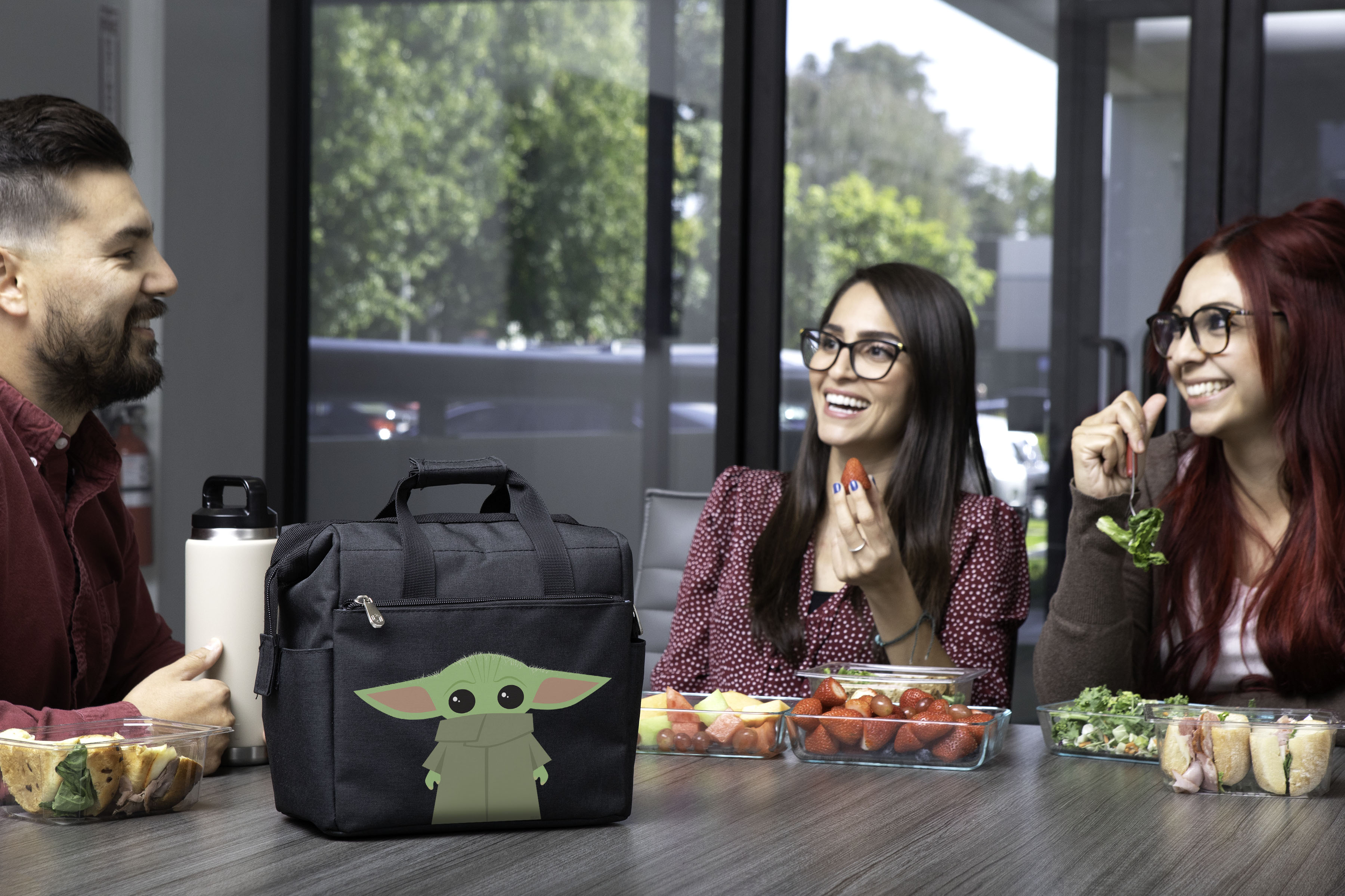 Mandalorian - Grogu - On The Go Lunch Bag Cooler, (Black)