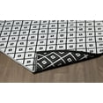 thumbnail image 3 of Erbanica Tapis Réversible en Plastique Noir et Blanc 4 Pieds x 6 Pieds Intérieur Extérieur Diamond, 3 of 5