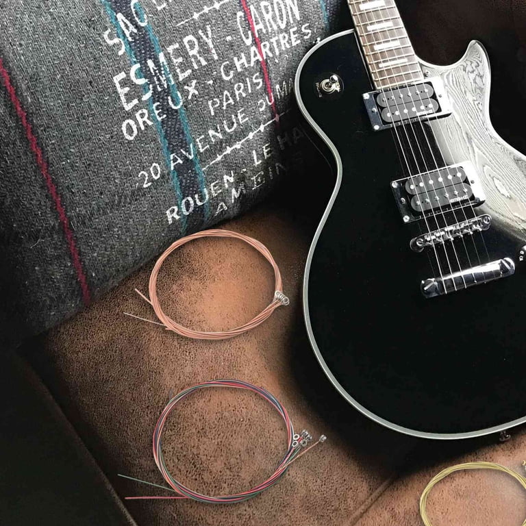 Fafeicy Kit 34 Pièces Accessoires Guitare - Capo, Enrouleur, Cordes, Médiators, Chevalet Et Plus