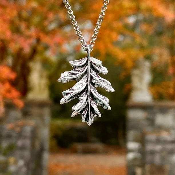 IKemiter Silver Oak Leaf Necklace Tree Leaf Pendant Jewelry Gift