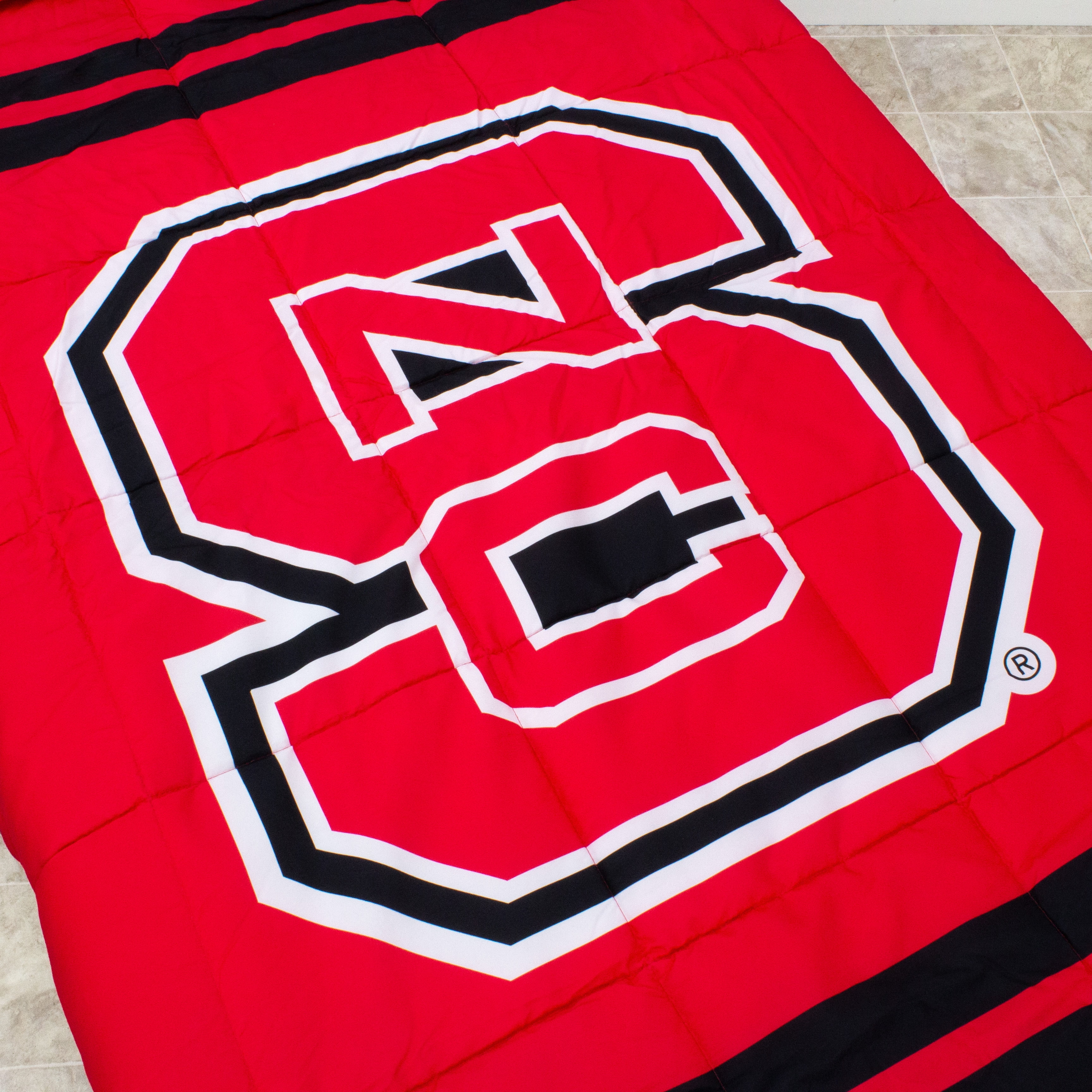 College Covers North Carolina State Wolfpack Polyester Comforter Set Queen