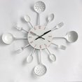 thumbnail image 1 of Reloj de cocina con efecto espejo (blanco) con cuchara, tenedor y adhesivo 3D extraíble para decoración del hogar, 1 of 3