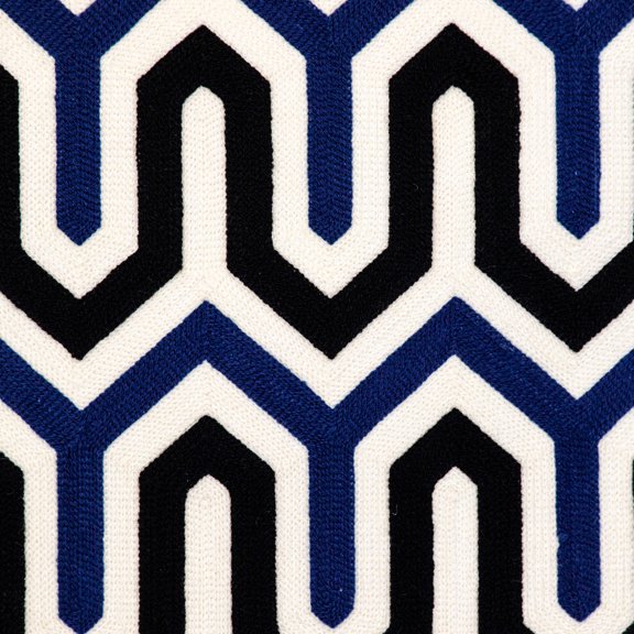 HomeRoots 529289 20 x 20 in. Blue & White Geometric Cotton Zippered Pillows