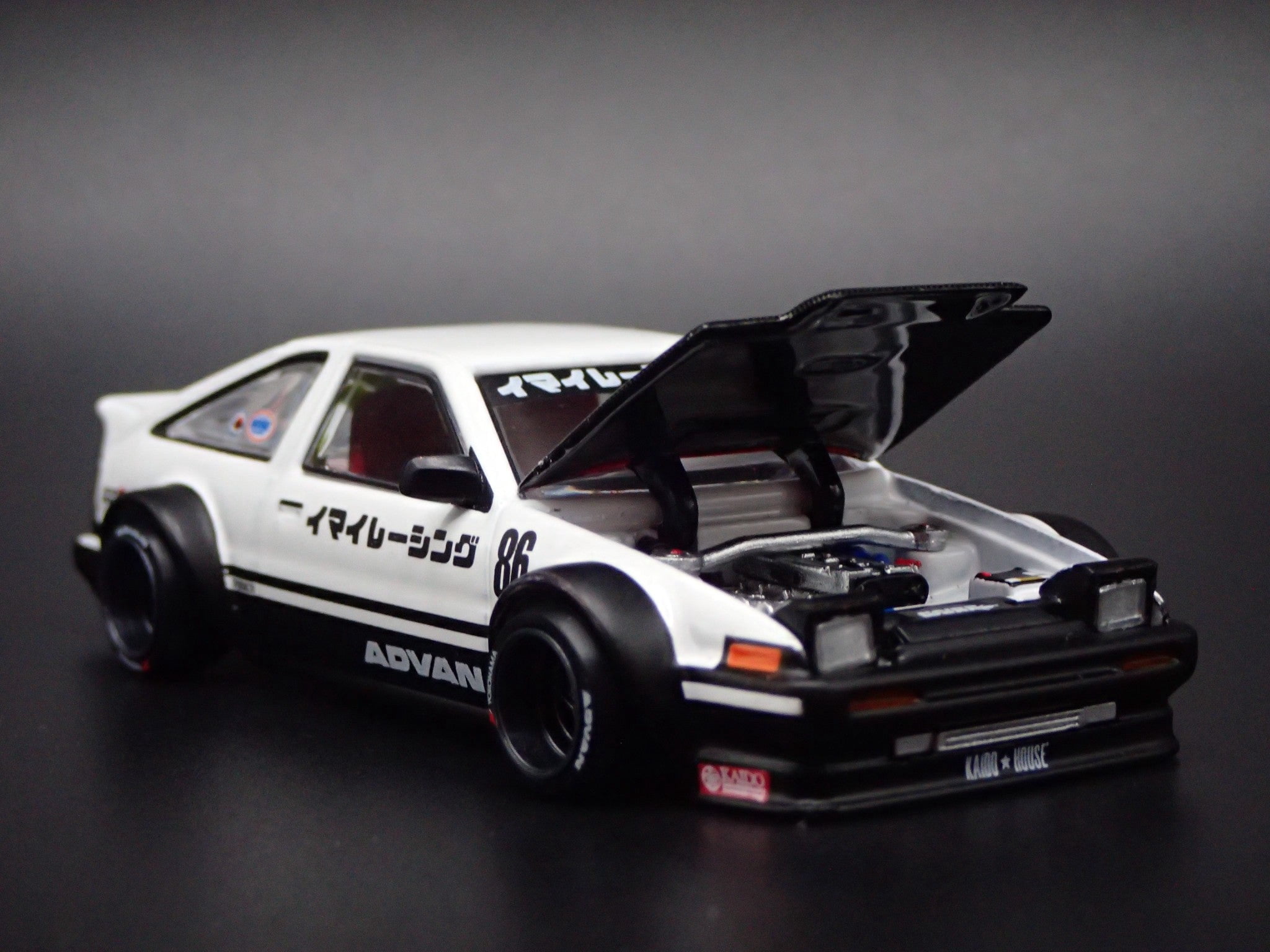 Open Box 1983-1987 TOYOTA AE86 SPRINTER TRUENO KAIDO HOUSE 1/64 SCALE DIECAST MODEL CAR