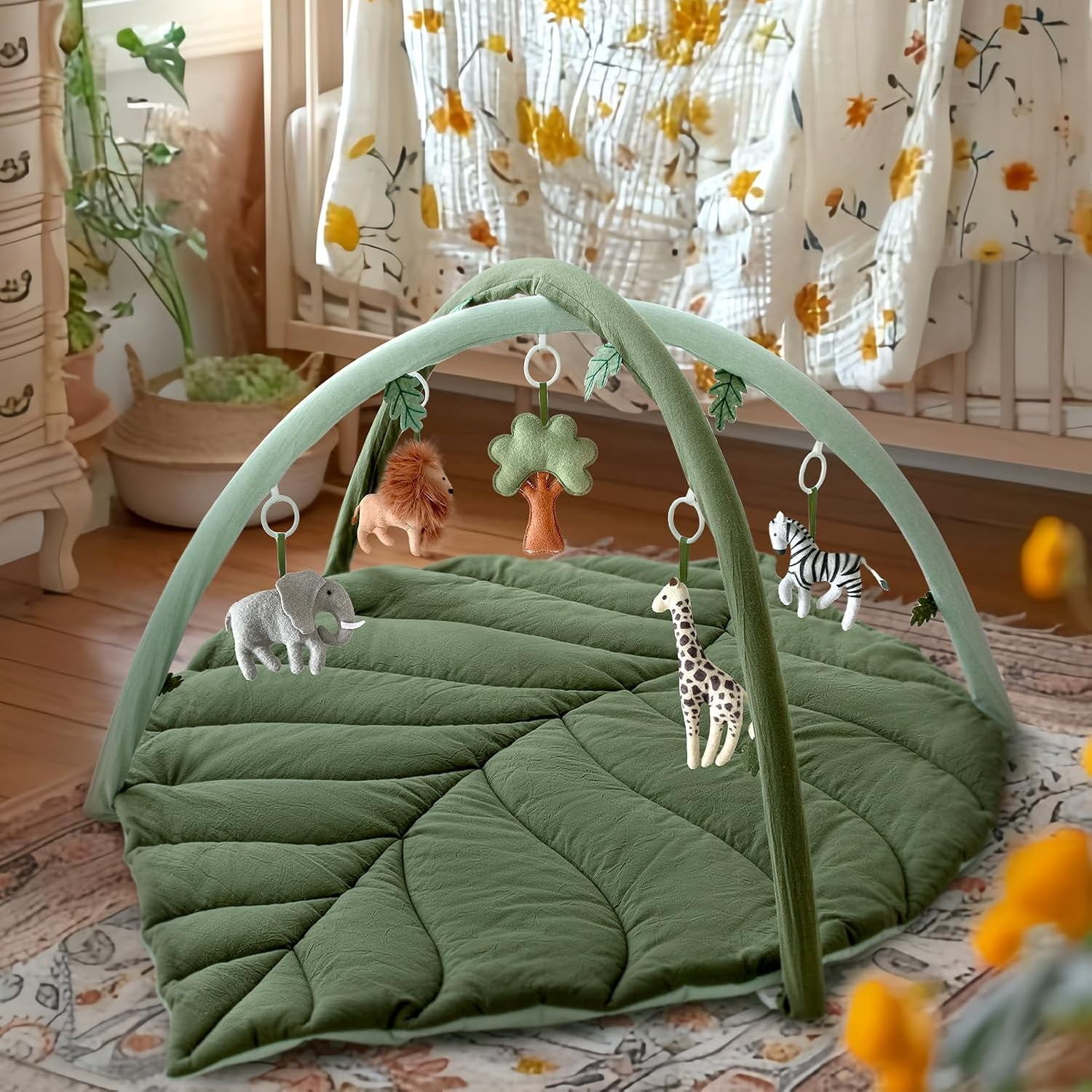 Gym with Mat Leaf Shaped, Mat with 5 Hanging Toys Tummy Mat, Gym Activity Center, Washable (Green)