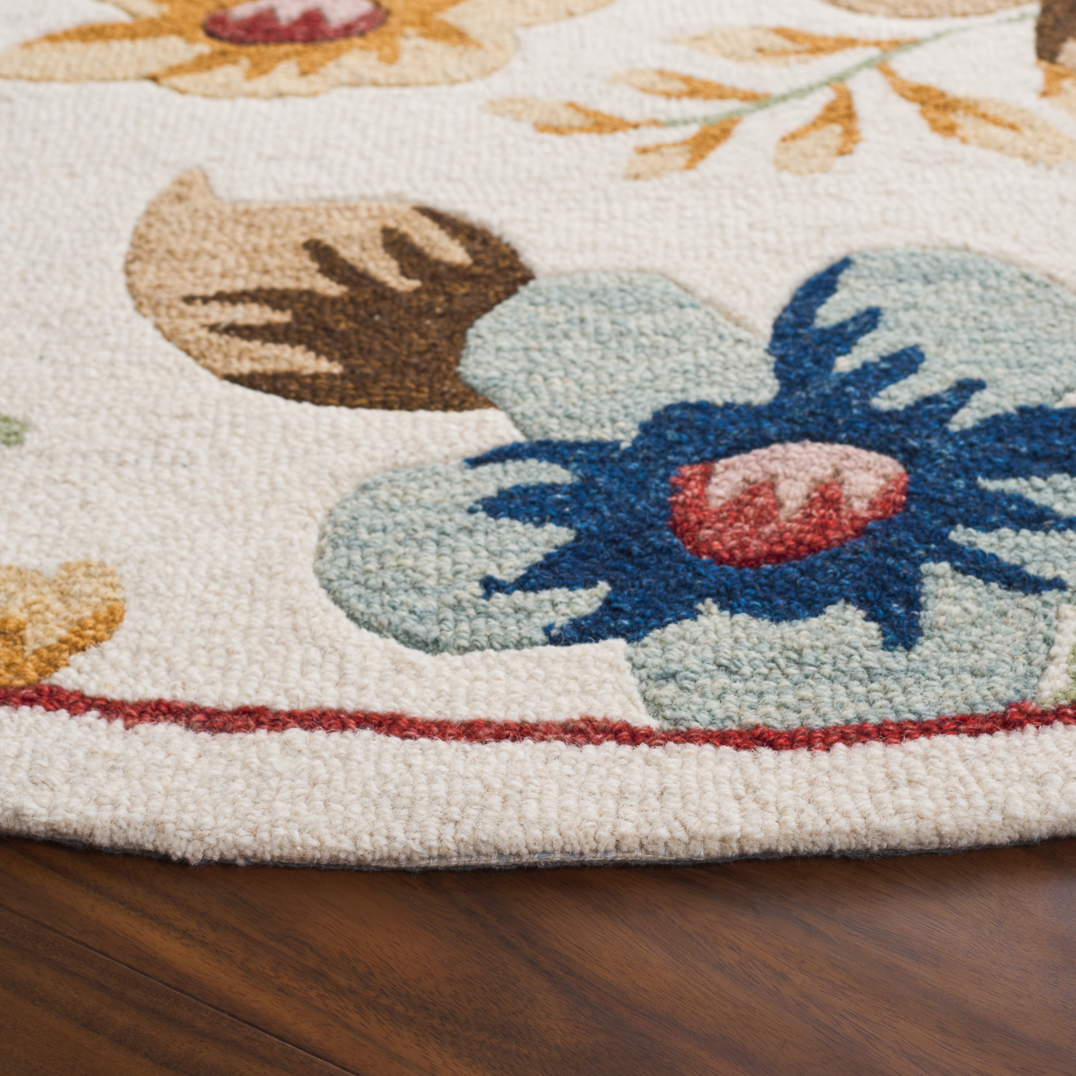 SAFAVIEH Blossom Derren Floral Area Rug, Ivory/Blue, 6' x 6' Round