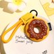 thumbnail image 2 of Llavero de piel sintética con forma de rosquilla bonita con cara de sonrisa para mujeres y hombres, 2 of 2