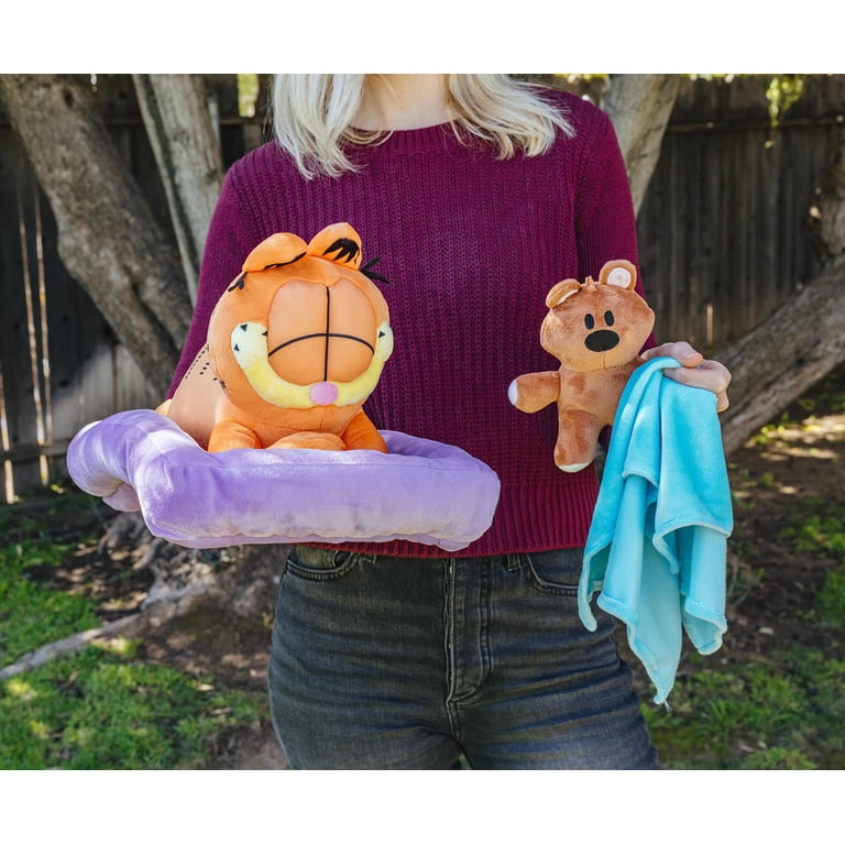Garfield Sleeping With Pookie 7-Inch Collector Plush - Walmart.com