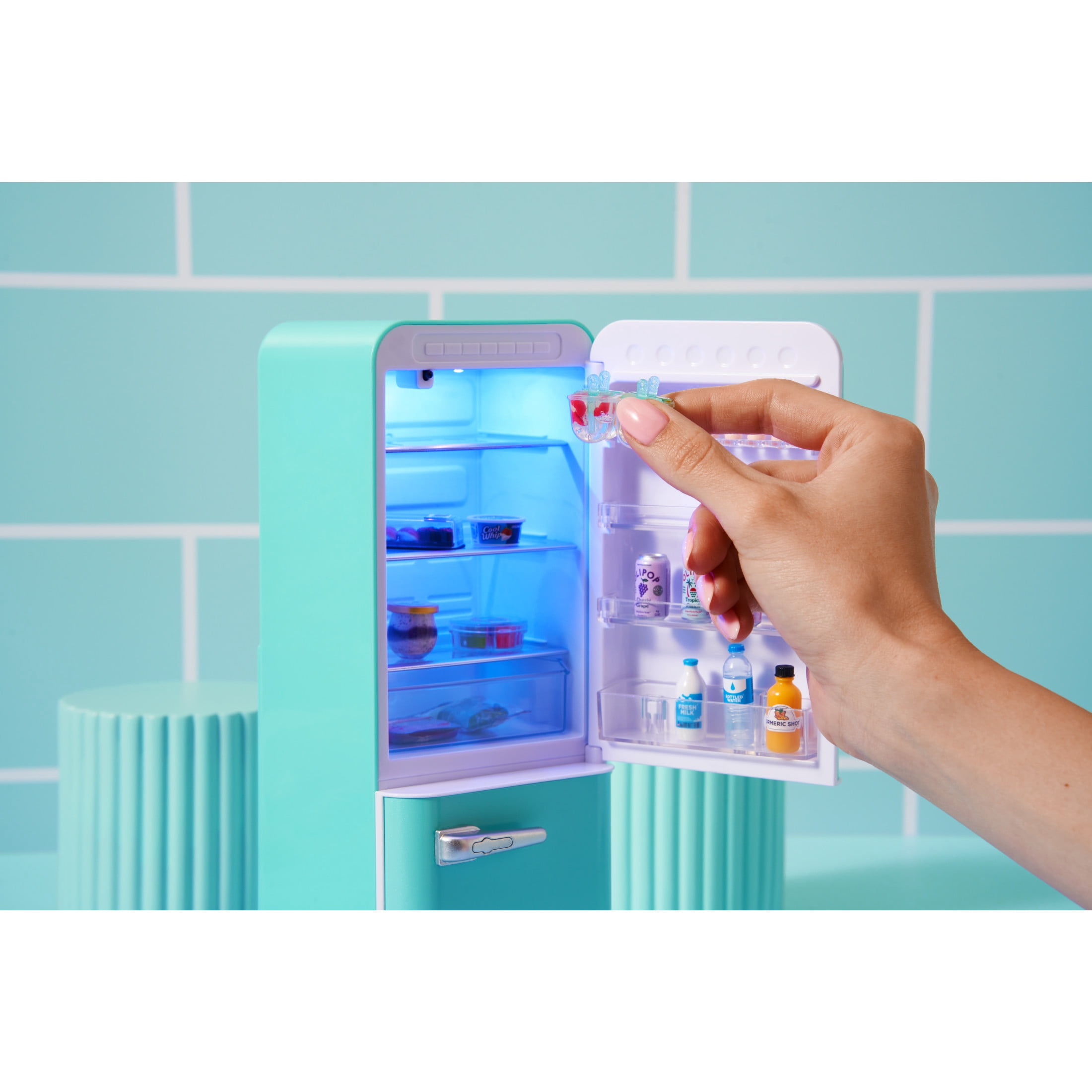 Mini Brands Fill The Fridge Playset w/UV Light by ZURU, Collectibles, DIY, Resin Play, Exclusive Recipe, NOT Edible, 8+