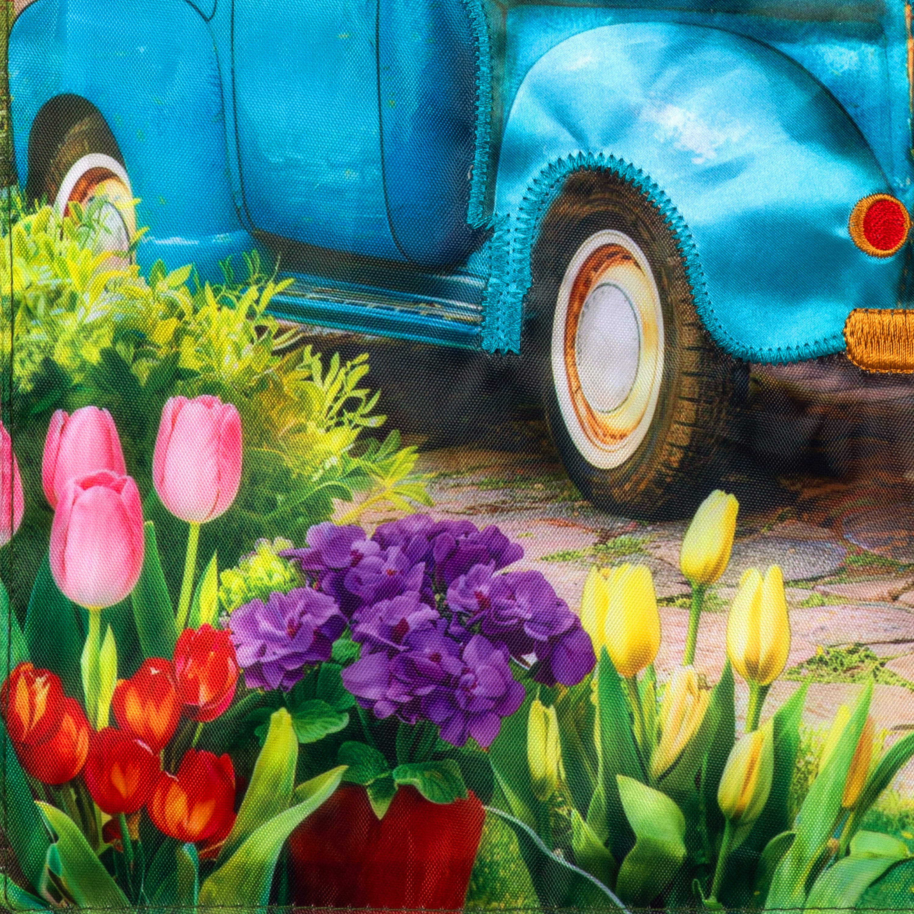 MC TULIP TRUCK