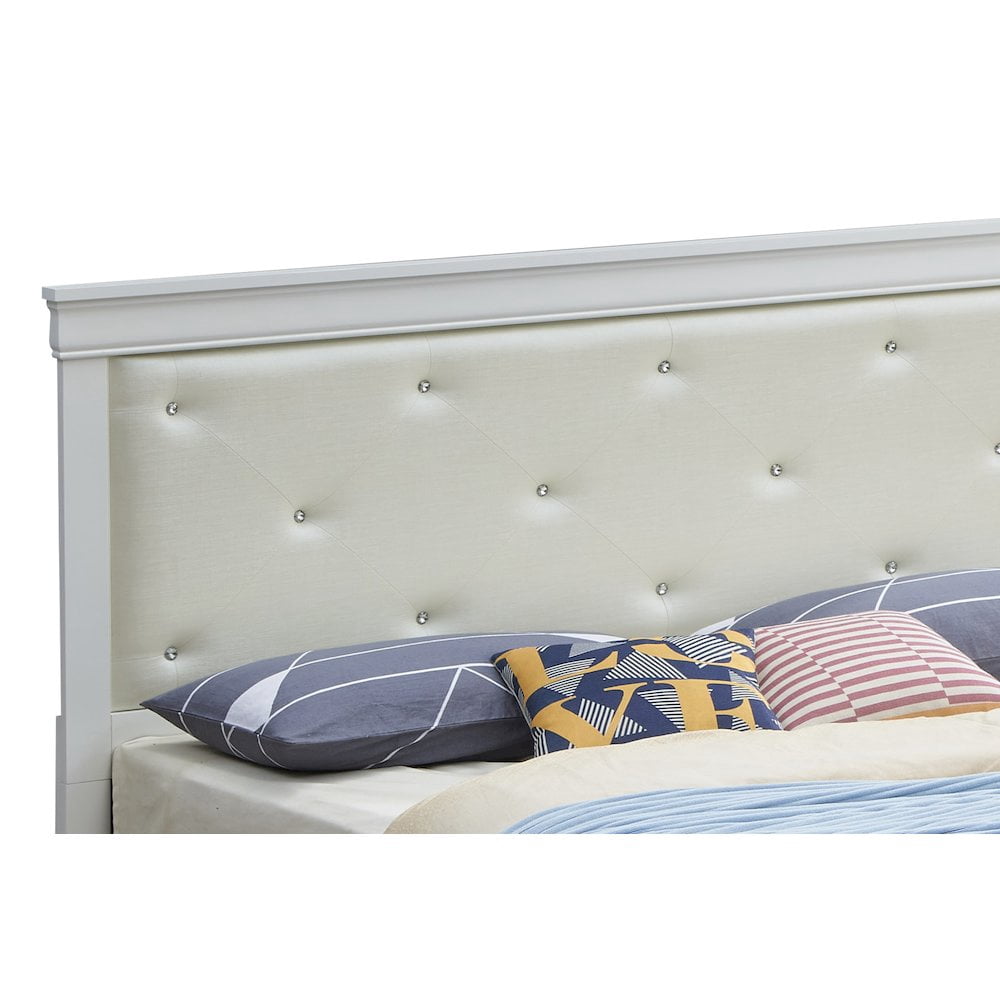 Glory Furniture Lorana Full Bed in White Color
