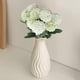 thumbnail image 4 of Bola de flor artificial de crisantemo verde: ramo de flores falsas para bodas, hogar, decoración interior de hotel, adornos decorativos, 4 of 6