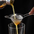 thumbnail image 4 of Colador de malla fina - Tamiz cónico multiusos - Coladores de té para té suelto, colador de café, colador de alimentos, colador de jugo y mucho más., 4 of 5