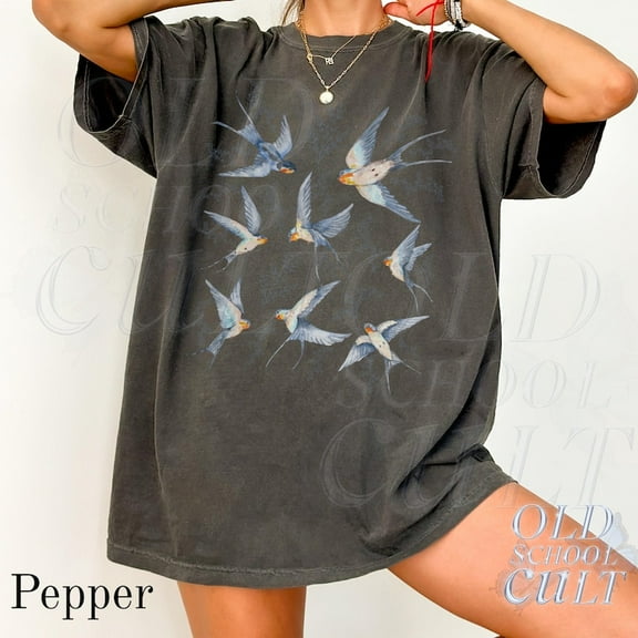 Birds 90s Vintage Style Tshirt, Retro Y2k Bird Shirt, Bird Nature 2000s Camping Shirt, Swallows Shirt, Bird Hiking Top