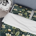 thumbnail image 4 of Designart "Classic Green Harmony Bouquet I" White Cottage Bedding Cover Set With 2 Shams Full - Queen, 4 of 5