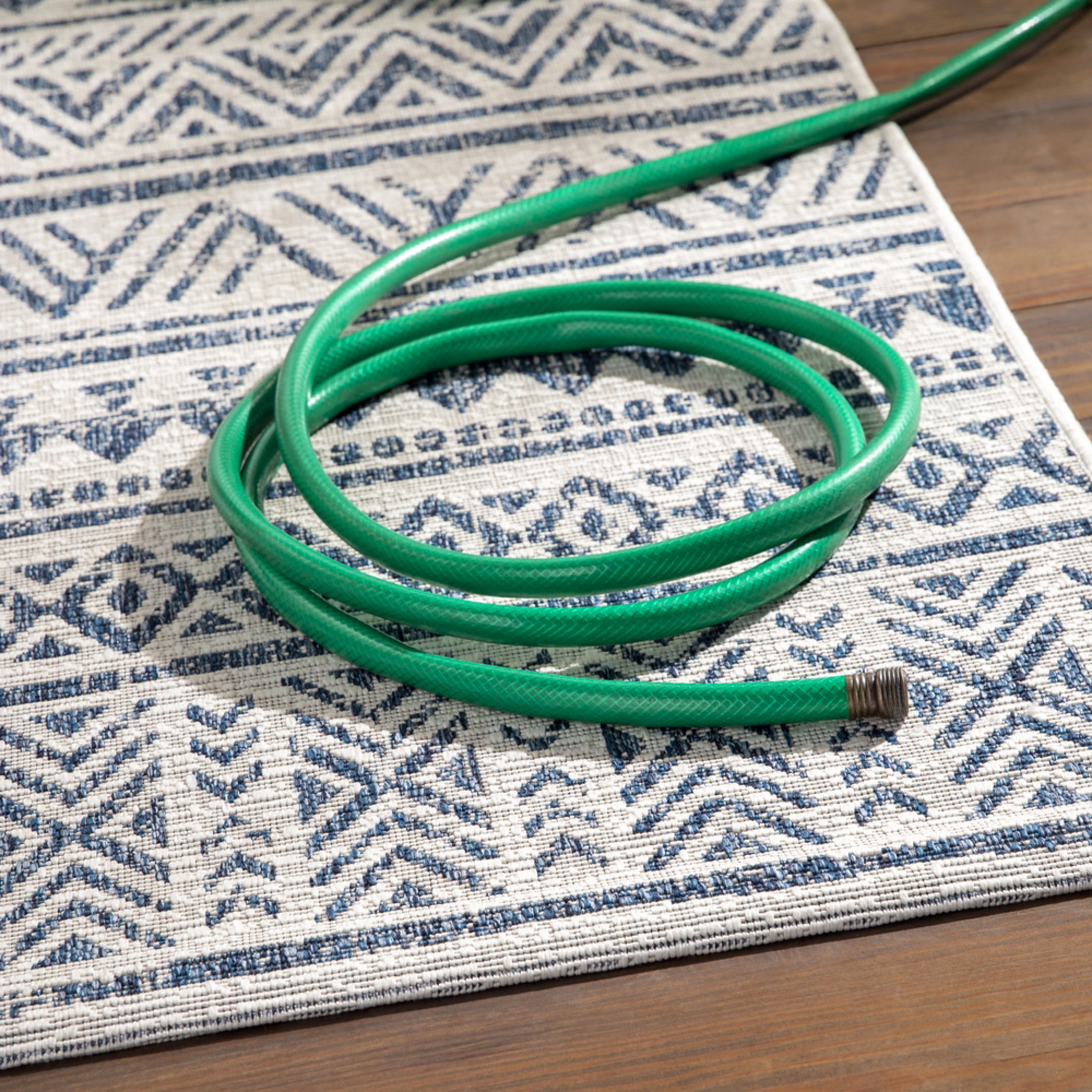 Livabliss Outdoor Rugs, 9ft Round Eagean Global Blue Square Area Rug for Patio, Porch, Deck, Backyard, Waterproof Indoor Outdoor Carpet (7'10" x 7'10")