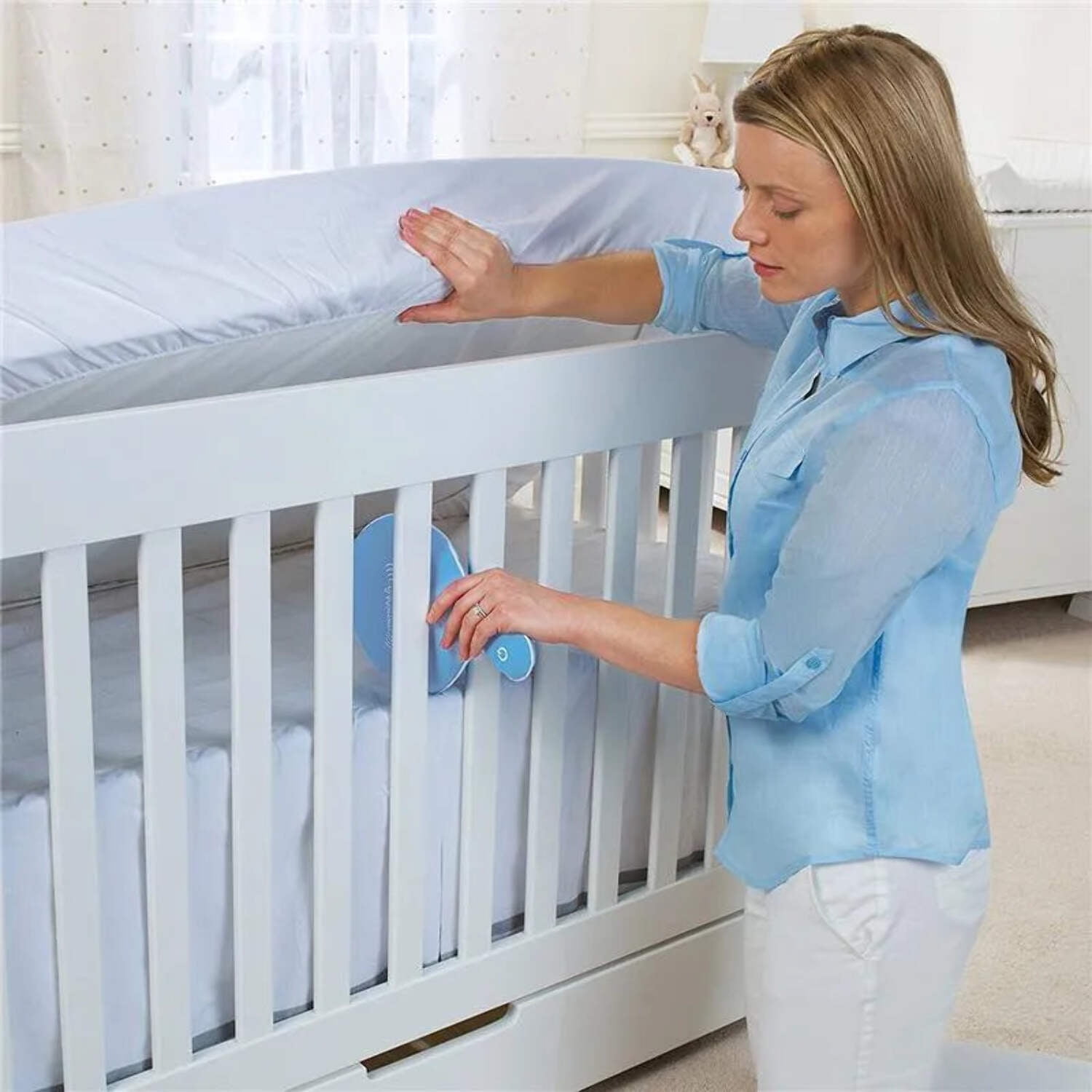 Munchkin® Lulla-Vibe™ Vibrating Mattress Pad Baby and Infant Sleep Soother, Blue, Unisex