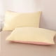 thumbnail image 5 of Funda de aislamiento del núcleo de la almohada de fibra de poliéster transpirable | Diseño de envoltura completa amarilla | Resistente al aceite y que absorbe el sudor | Funda de almohada protectora, 5 of 5