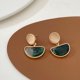 thumbnail image 3 of Pendientes acrílicos retro elegantes y geométricos verdes para mujer, joyería de gota de agua simple a la moda, pendientes para mujer, 3 of 5
