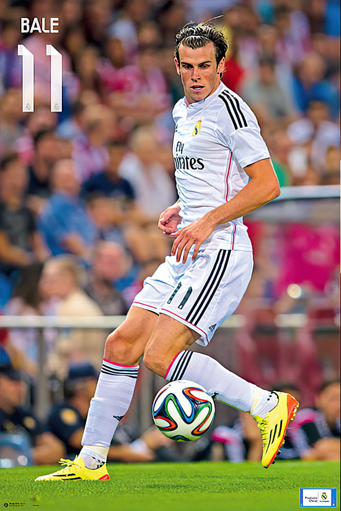 Real Madrid Soccer Poster Size: 24 inches x 36 inches Black Poster Hanger Luka Modric - Player of The Year 2018 - in Action - Season 2018/2019 