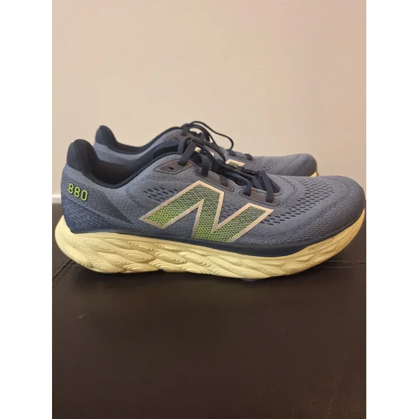 New Balance FF X 880V14 Men’s Size 9 M880G14 Arctic limelight Shoes