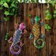 thumbnail image 5 of Decoración de pared de Gecko de metal, 2 piezas de escultura de pared de Gecko colgante, decoración de arte de pared de metal para exteriores e interiores, para patio, porche, hogar, patio, céspe, 5 of 5
