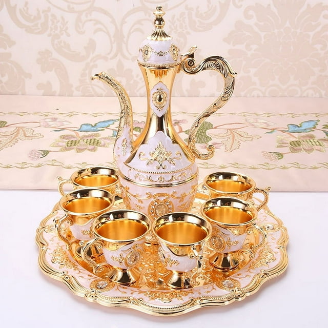 European-Style Premium Metal Whiskey Decanter Set with Shot Glasses – Compact, Elegant Home Barware for Weddings, Parties & Daily Use, Durable Liquor Serving Set, Ideal Gift for Alcohol Enthusiasts