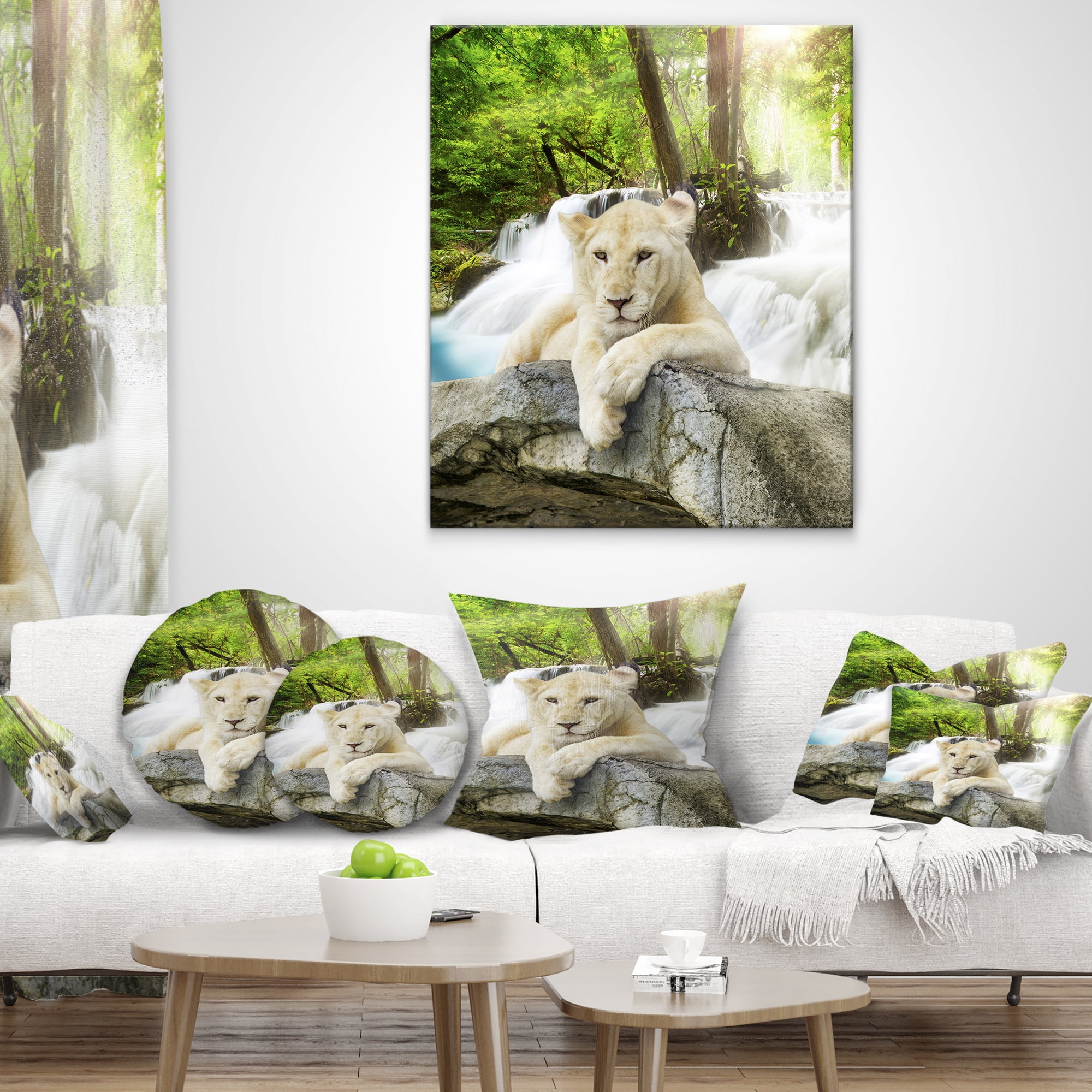 Designart White Lion - Animal Throw Pillow - 18x18