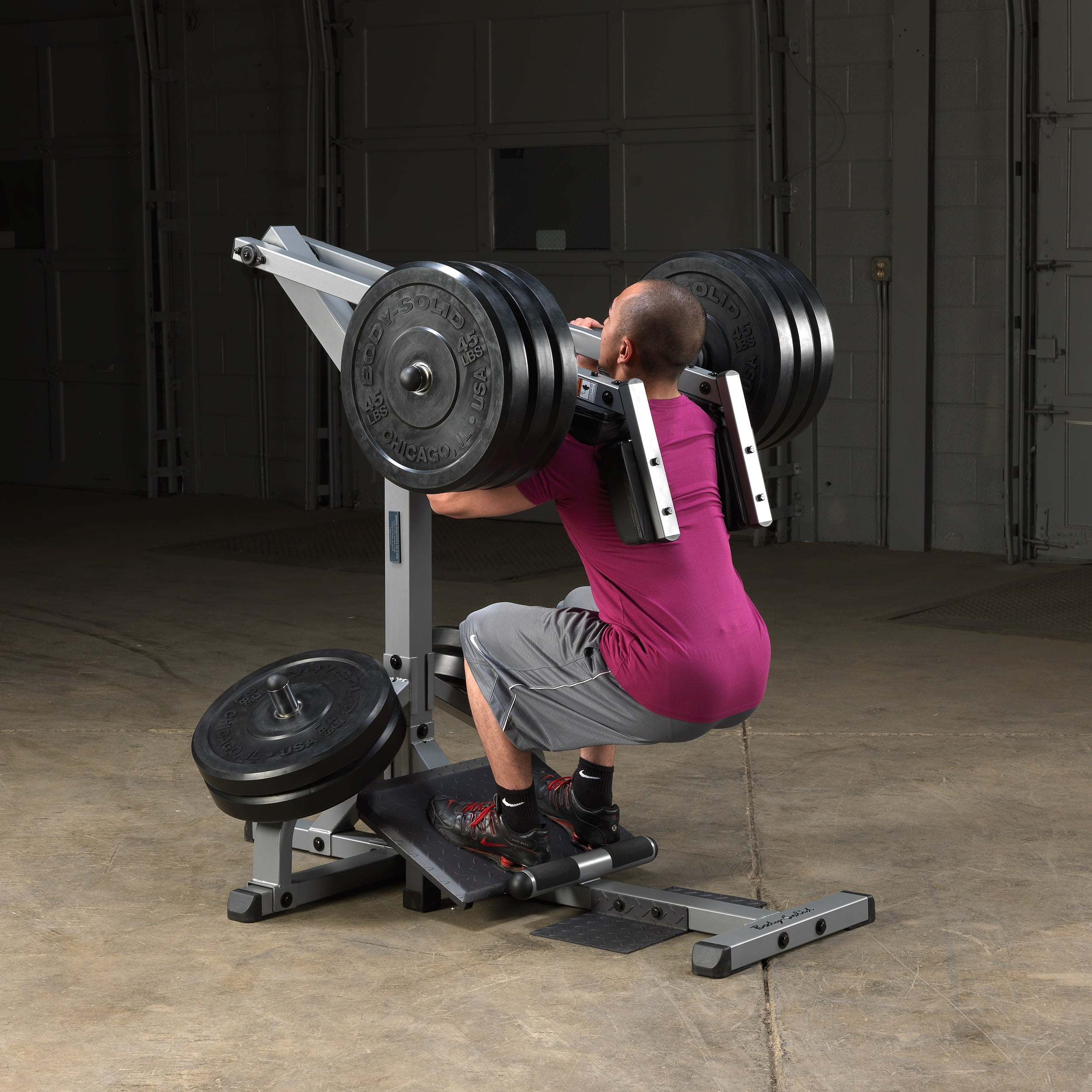 Eccentric Squat Machine