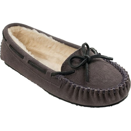 

Minnetonka Women s Cally Hardsole Moccasin