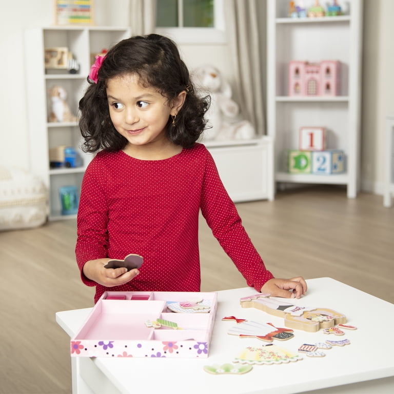 Melissa&amp;Doug(メリッサ&amp;ダグ)着せ替えマグネット ニーナ・バレリーナ3才~ bme6fzu Melissa&Doug(メリッサ&ダグ)着せ替えマグネット ニーナ・バレリーナ3