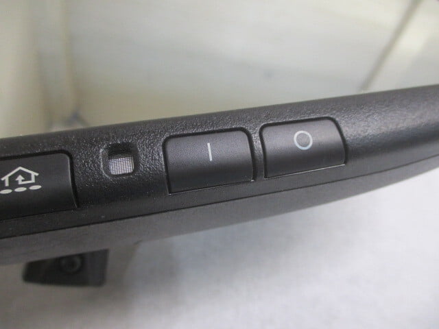 Pre-Owned Nissan Maxima Quest Rear View Mirror w/Auto Dim & Homelink OEM LKQ - Verify Specific Vehicle Fitment In Description - (Good)