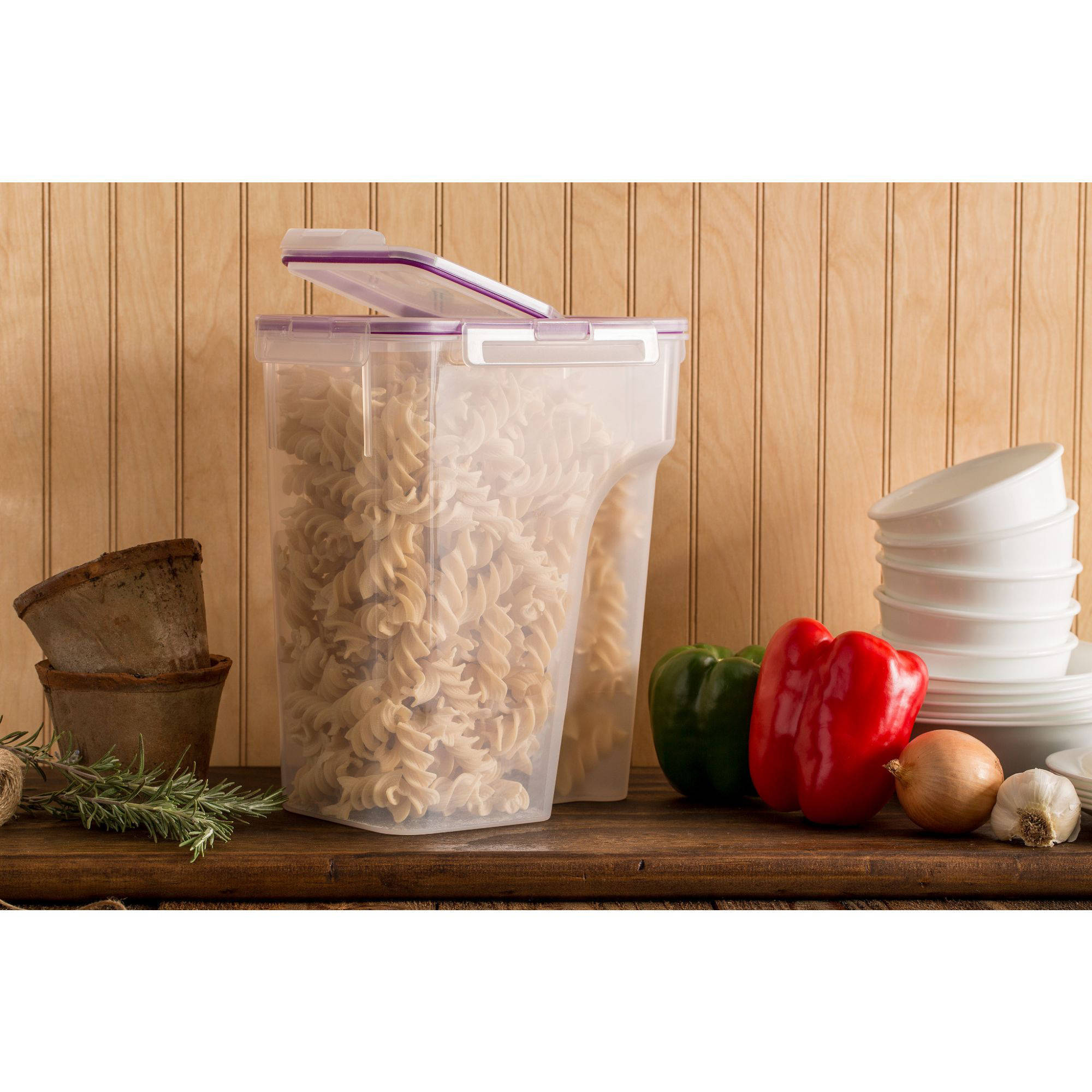 Snapware Airtight Food Storage 22.8-Cup Container with Fliptop Lid, Set of 4 - image 2 of 4