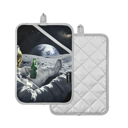 

Yayeee Pot Holders for Kitchen Heat Resistant with Pocket 7 x9.8 Quilted Oven Pads Astronaut with Beer