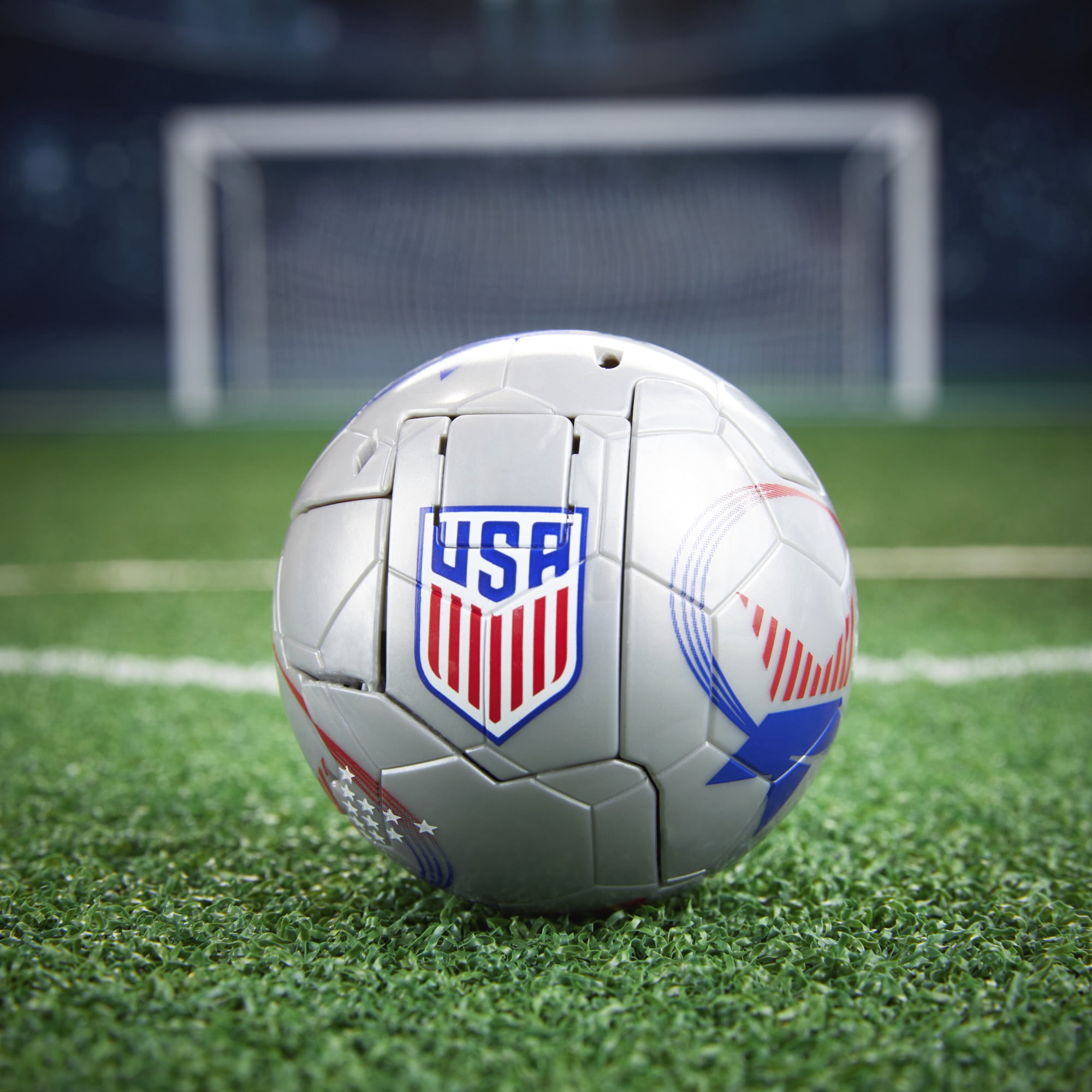 Transformers Toys US Soccer Federation Breakaway 5.5" Action Figure, Birthday Gifts, Robot Toys for Ages 8+