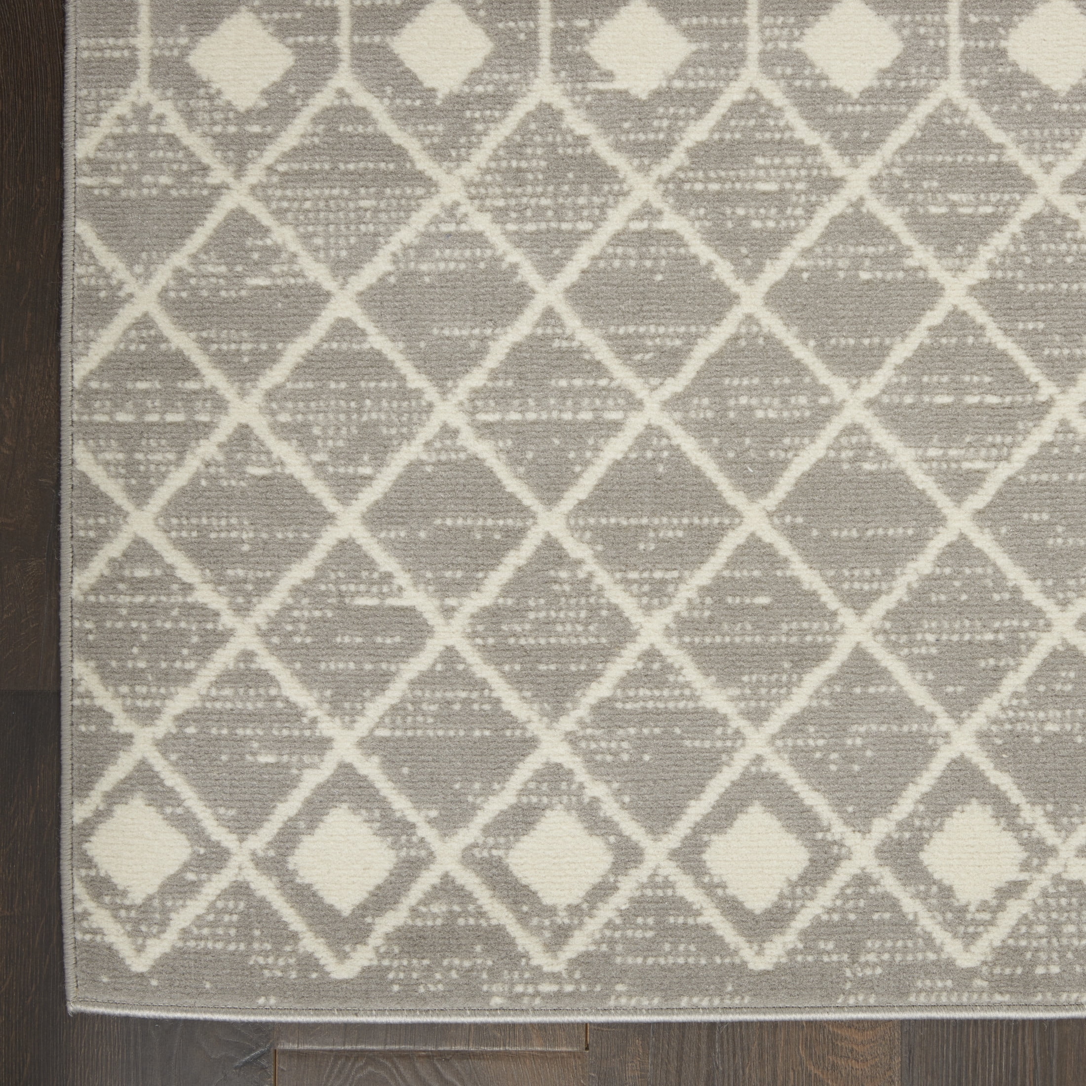 Nourison Grafix Moroccan Grey 5'3" x 7'3" Area Rug, (5x7)