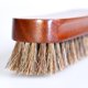 thumbnail image 4 of Cepillo de crin de caballo de madera maciza pura de tamaño mediano, uso diario, protección del medio ambiente para el hogar, cepillo para zapatos, engrase, pulido, eliminación de polvo, pelo suave, 4 of 4