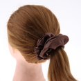 thumbnail image 3 of Coleteros de seda con diseño floral grande para cabello grueso café, 3 of 9