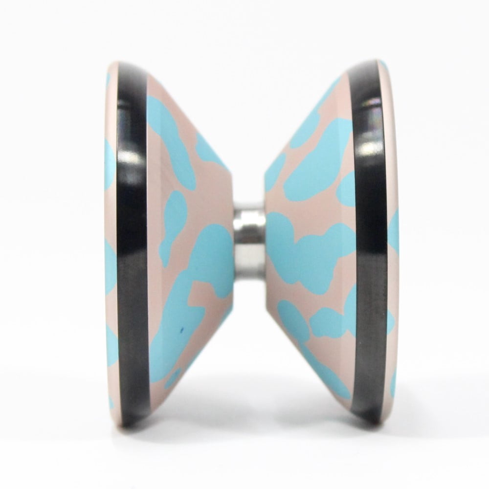 Sengoku Hideyoshi Yo-Yo - Tri-Metal YoYo (Pink Blue Splash w/Black SS and Brass)