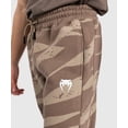 thumbnail image 4 of Pantalón Venum UFC Adrenaline Fight Week para hombre Desert Camo, 4 of 6