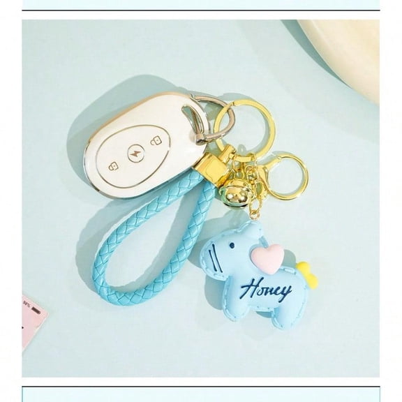 Personalized Horse Keychain Pendant - Adorable Love Pony Charm for Bag, Phone & Car Keys, Student Gift Idea