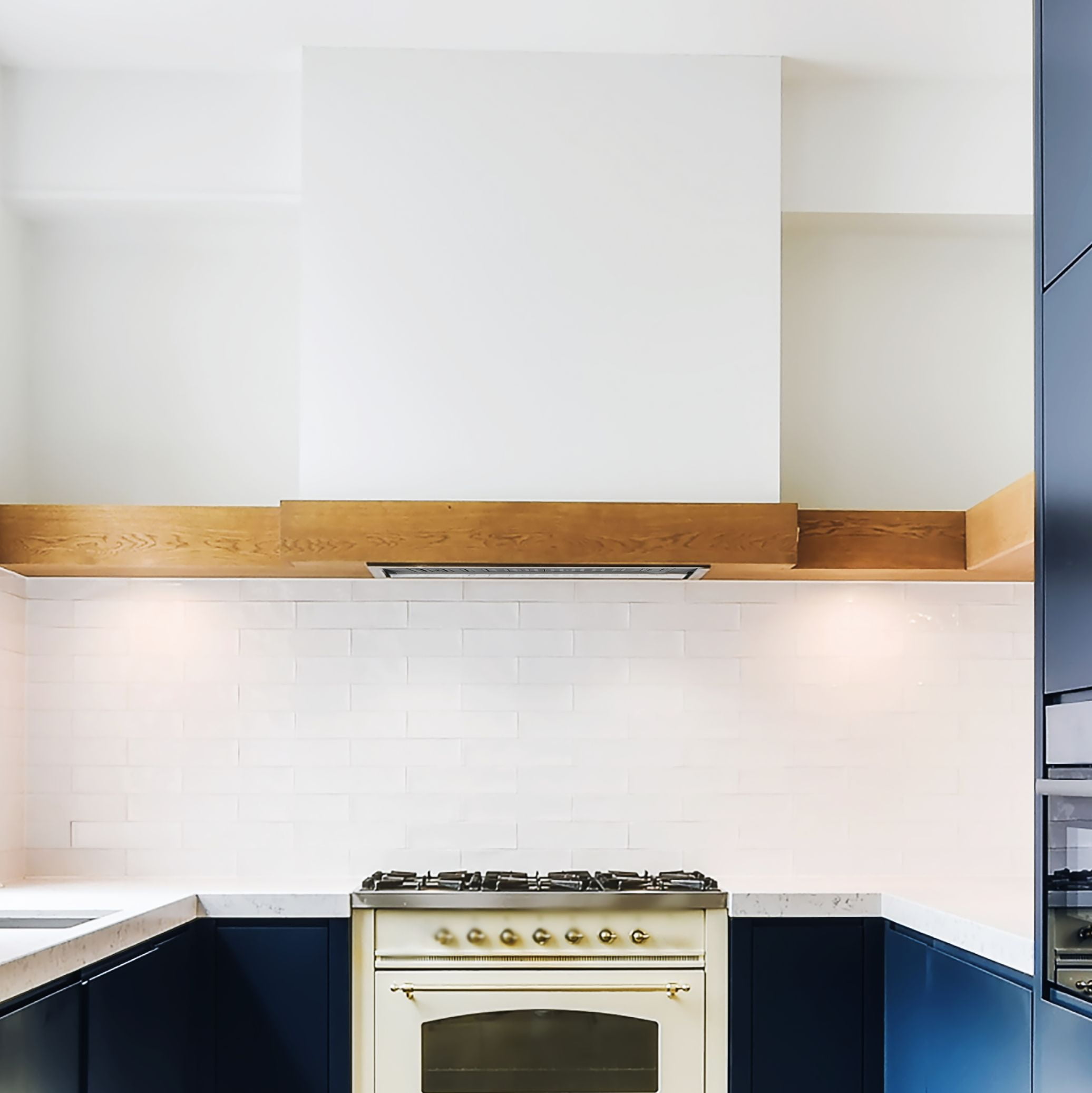 Hauslane | Pro-Style 34” IN-R300 Built-In Range Hood, 21” Deep | Low Noise Performance | Contemporary Design, Full-Size Handles, Professional-Grade Baffle Filters & Grease Tray, LED