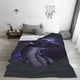 thumbnail image 4 of Manta de franela suave y cálida con diseño de alas de fuego para dormitorio, sala de estar y dormitorio durante toda la temporada., 4 of 5